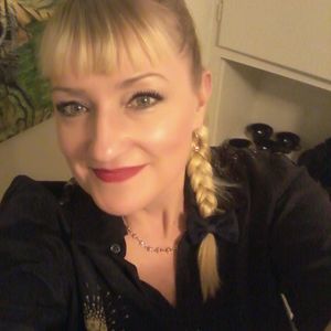 Meet your Posher, Tonya